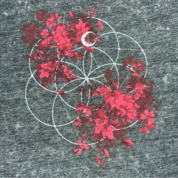 Torrid Charcoal Classic Fit Top - Picture 12 of 14